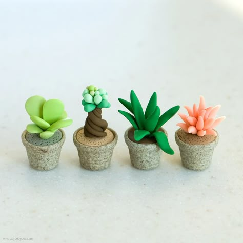 Jojo polymer Clay plants Polymer Clay Kunst, Polymer Clay Fairy, Clay Fairies, Polymer Clay Animals, Cactus Design, Cute Polymer Clay, Polymer Clay Miniatures, Clay Miniatures, Cute Clay