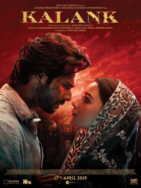 Kalank Aesthetic Wallpaper, Kalank Movie Images, Kalank Outfits, Kalank Movie, Varun Dhawan Movies, Indian Romantic, Bollywood Aesthetics, Alia And Varun, Bollywood Films