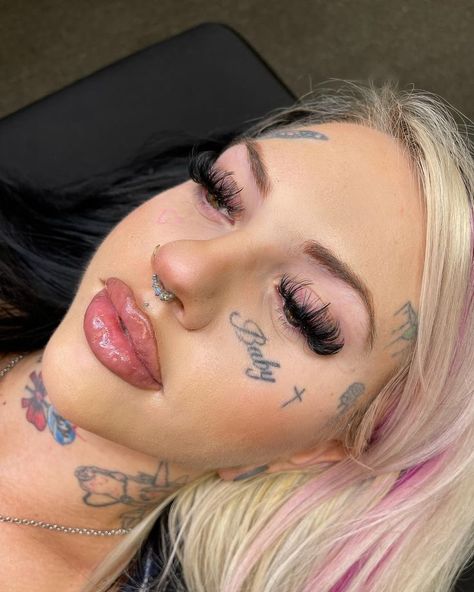 Face Tats, Face Tattoos For Women, Lashes Fake Eyelashes, Pink Tattoo, Perfect Eyelashes, Lash Extensions Styles, Pretty Lashes, Face Tattoos, Love Your Skin