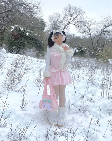 #winterfashionoutfits Pastel Winter Outfit, Kawaii Winter Outfits, Cute Kawaii Outfits, Pastel Outfits, Winter Princess, Winter Outfits Aesthetic, Pastel Outfit, Cute Core, Cute Winter Outfits