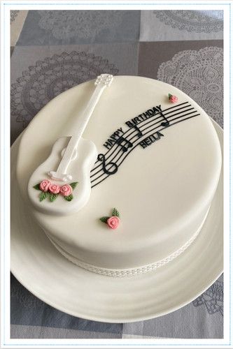 Music Bday Cake, Country Music Birthday Cake, Music Cakes Birthday, Guitar Cake Ideas Birthday, Guitar Cake Design, Birthday Cake Music Theme, Cake For Music Lover, Guitar Theme Cake, Birthday Cake Guitar