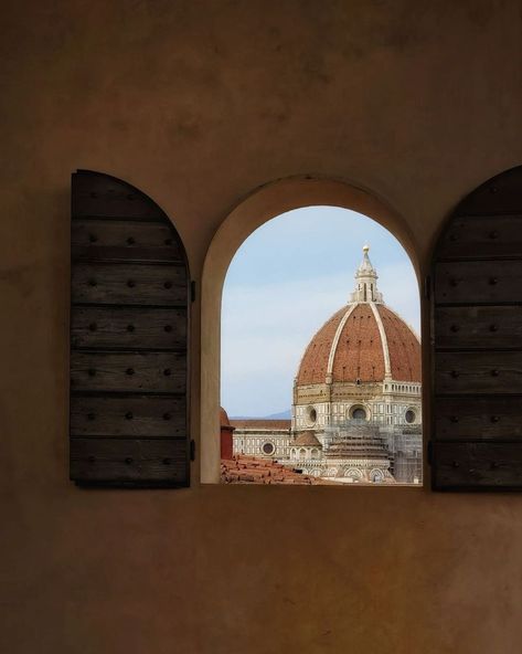 Italian City Aesthetic, Florence Italy Aesthetic, Florence Aesthetic, City Europe, Florence Italy Travel, Italy Vibes, Photography Italy, Firenze Italy, Europe Aesthetic