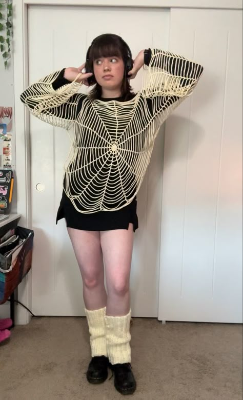 Spiderweb Sweater Crochet, Spiderweb Cardigan Crochet, Halloween Crochet Patterns Clothes, Spiderweb Sweater Crochet Pattern, Alt Crochet Sweater, Spiderweb Top Crochet Pattern, Halloween Crochet Outfits, Grunge Crochet Patterns Free, Ribcage Crochet