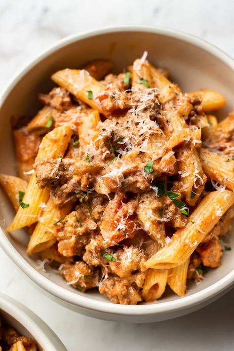 Mostaccioli Pasta, Ground Beef Pasta Recipes, Penne Pasta Recipes, Beef Pasta Recipes, Weekend Lunch, Chicken Tikka Masala Recipes, Ground Beef Pasta, Healthy Ground Beef, Cozy Weekend