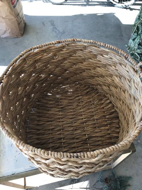 Christmas Tree in a Basket How To Put A Christmas Tree In A Basket, Christmas Tree Basket Base, Basket For Christmas Tree, Christmas Tree In A Basket, Christmas Tree Basket, Tree In Basket, Christmas Tree In Basket, Holiday Ideas Christmas, Upside Down Christmas Tree