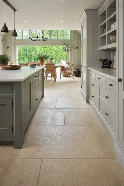 Why Everyone is Obsessed with Smart Kitchens- Find Out Here! Smart Kitchen Ideas, Kitchen Flooring Options, Wood Effect Floor Tiles, Wood Effect Porcelain Tiles, Lydia Millen, Rustic Country Kitchens, Limestone Flooring, Natural Stone Flooring, Smart Kitchen