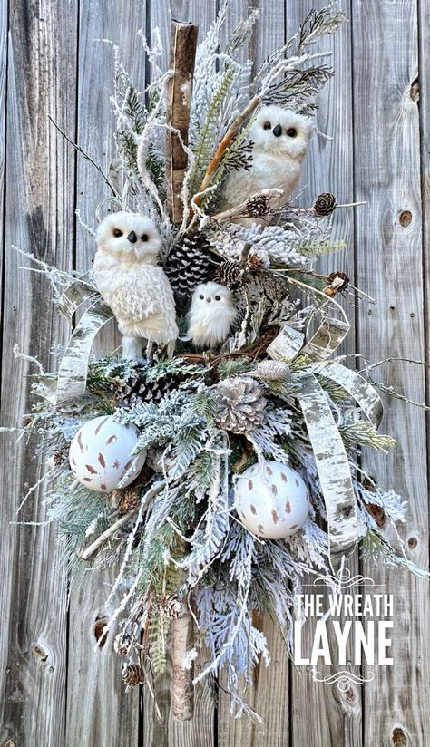 Owl Wreaths For Front Door Diy, Owl Wreath Diy, Owl Christmas Decorations, Winter Owl Wreath, Winter Wreaths For Front Door Diy Ideas, Birchwood Christmas Decor, Owl Wreaths For Front Door, Rustic Christmas Wreaths Diy, Fox Wreath