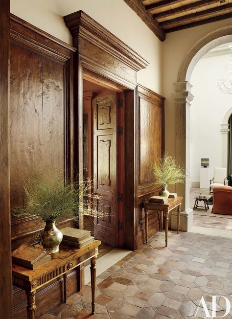 The floor in the bar area features antique terracotta tiles from Exquisite Surfaces the consoles are 18thcentury Italian. Italian Style Home, Atelier Am, Italian Interior Design, Italian Interior, Casas Coloniales, Italian Home, Italian Villa, Entry Way, Architectural Digest