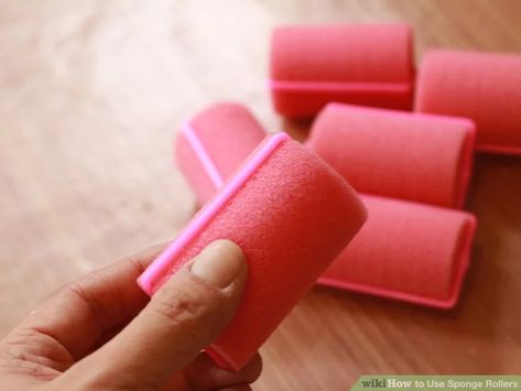 4 Ways to Use Sponge Rollers - wikiHow Rockabilly Hair Tutorials, Clogging Dance, Sponge Curlers, Hair Rollers Tutorial, Foam Curlers, Sponge Hair Rollers, Frizzy Wavy Hair, Foam Rollers Hair, Fine Hair Tips