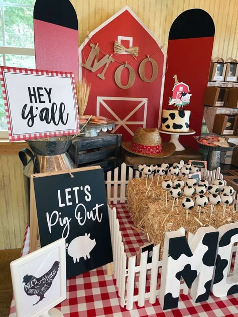 Barnyard Bash, Farm Animals Birthday, Cow Birthday Parties, Rodeo Birthday Parties, Farm Themed Party, Barnyard Birthday Party, Animals Birthday Party, Farm Theme Birthday, Farm Animals Birthday Party