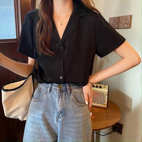 WIKPROM - Short-Sleeve Button-Up V-Neck Shirt | YesStyle 2023 Summer Fashion, Korean Shorts, Style Parisienne, White Shirts Women, Summer Crop Tops, Loose Blouse, Casual Office, Office Casual, Blouse Shirt