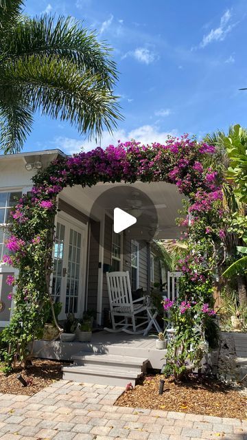 Bougainvillea Gate Entrance, Bougainvillea Over Garage, Boganvillia Aesthetic, Boganvila Plant Wall, Bougenville Flowers Aesthetic Wallpaper, Boganvilla In Arch, Arch Entryway, Florida Living, Spanish House