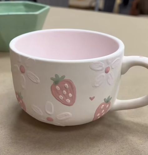 Cute Painted Mugs Aesthetic, Ceramic Mugs Painting Ideas, Color Me Mine Mugs, Mug Pottery Painting Ideas Simple, Pottery Painting Ideas Coquette, Pink Pottery Painting, Cup Painting Ideas Aesthetic, Cute Pottery Painting Ideas Mugs, Mug Painting Ideas Aesthetic