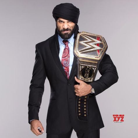 Narendra Kumar designs robe fit for WWE superstar Jinder Mahal - Social News XYZ Wrestling Rules, Maryse Mizanin, Jinder Mahal, Wwe Live Events, Shinsuke Nakamura, Mr Knight, Yuvraj Singh, Wwe Elite, Wwe Pictures