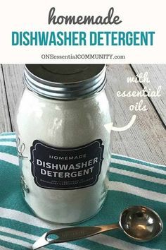 Natural Dishwasher Detergent, Diy Dishwasher Detergent, Homemade Dishwasher Detergent, Homemade Detergent, Detergent Recipe, Homemade Essential Oils, Diy Essential Oil Recipes, Homemade Oil, Essential Oils Cleaning