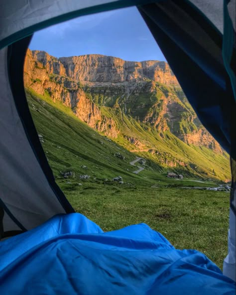 Wild Camping 🏕 Camping Uk, Wild Camping, Hiking Spots, Adventure Aesthetic, Tree Hugger, Take A Hike, Granola Girl, Camping Life, European Summer