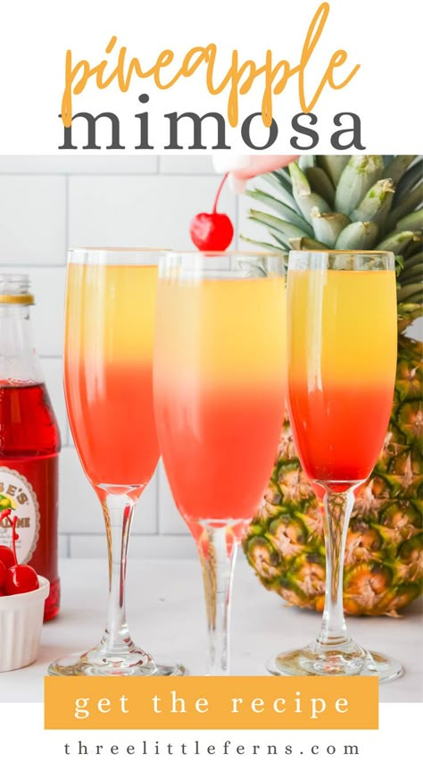 Elevate your brunch with the ultimate Pineapple Mimosa recipe—a refreshing and bubbly cocktail that combines the tropical sweetness of pineapple with the classic elegance of Prosecco. Pineapple Mimosa Recipe, Pineapple Mimosa, Classic Mimosa, Prosecco Drinks, Mimosa Recipe, Happy Drink, Mixed Drinks Alcohol, Brunch Drinks, Yummy Alcoholic Drinks