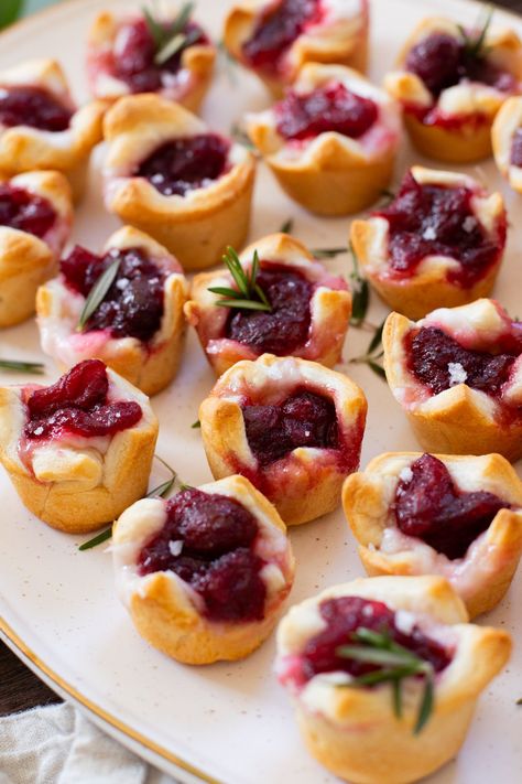 Cranberry Feta Crescent Bites Sausage Cream Cheese Dip, Feta Bites, Potluck Appetizers, Cranberry Bites, Cranberry Brie Bites, Christmas Potluck, Vegan Feta, Cranberry Brie, Brie Bites