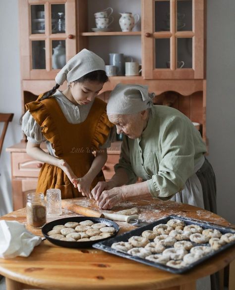 Grandma Photography, Living With Grandparents Aesthetic, Grandma Baking Aesthetic, Grandma Cooking Photography, Grandma Cooking Illustration, Grandmacore Aesthetic, And The Mountains Echoed, Grandma Aesthetic, Orthodox Easter