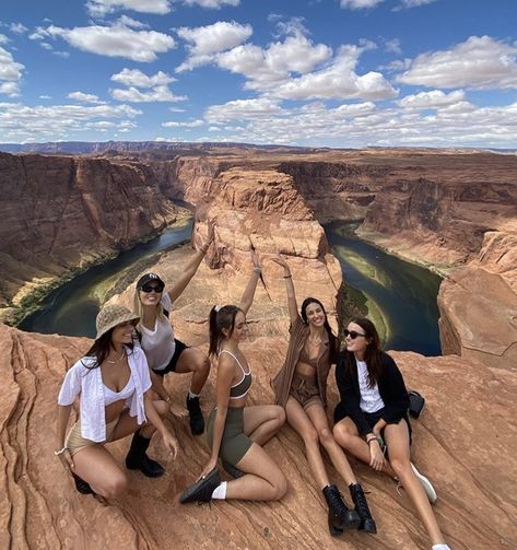 Sedona Bachelorette, Vacay Photo Ideas, Grand Canyon Photography, Grand Canyon Pictures, Grand Canyon Tours, Lily Easton, Desert Vacation, Trip Pictures, Trip To Grand Canyon