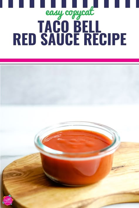 This is a bonkers easy recipe! With only two main ingredients and a bunch of spices, you can whip this famous Taco Bell CopyCat Red Sauce up in no time. Doubling the batch is not even reckless - once you see how fast it goes! Perfect for Mexican night at your house - use it on tacos, burritos, quesadillas, nachos and more. Taco Bell Red Sauce Recipe, Taco Bell Red Sauce, Taco Casa, Homemade Taco Sauce, Burrito Sauce, Taco Sauce Recipes, Taco Bell Sauce, Taco Bell Copycat, Copycat Taco Bell