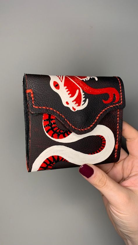 Wallet Painting, Gothic Wallet, Python Art, Snake Fashion, Wallet Art, Wallet Design, Leather Paint, My Purse, Coin Pouch