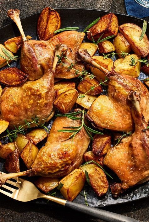 Confit Duck Leg Fine Dining, Easy Recipes Air Fryer, Easy One Pot Dinners, Confit Duck Leg, Air Fryer Recipes Dessert, Tasty Food Recipes, Duck Confit, Recipes On A Budget, Poultry Dishes