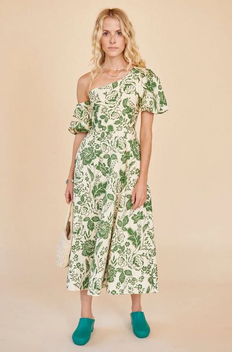 Pearl Outfits, Kiawah Wedding, Wedding Guest Dress Ideas, Must Have Dresses, Magnolia Dress, Green Gardens, Hunter Bell, Travel Outfit Ideas, Boho Prints