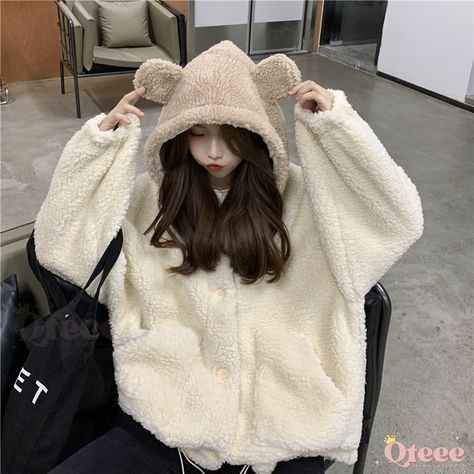 Bear Hoodie Outfit, Bear Jacket Outfit, Fleece Jacket Outfit, Bear Ear Hoodie, Hoodie With Ears, Jacket Aesthetic, Bear Outfit, Fleece Outfit, Bear Jacket