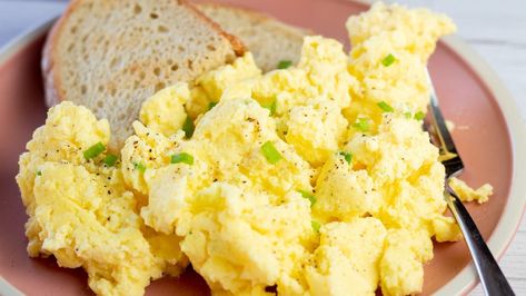 Eggs And Sour Cream, Sour Cream Scrambled Eggs, Sour Cream Eggs, Scrambled Eggs With Sour Cream, Scrambled Eggs With Cream Cheese, Scrambled Eggs With Cream, Scrambled Eggs Without Milk, Leftover Sour Cream, Healthy Sour Cream