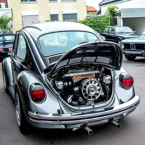 Volkswagen Beetle Vintage, Vw Super Beetle, Hot Vw, Datsun Car, Vw Sedan, Vw Engine, Vw Classic, Classic Volkswagen, Microcar