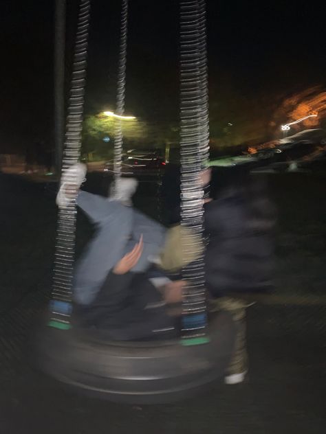 #blurry #park #friends