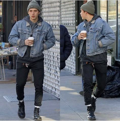 Mens Doc Martens Outfits, Cdg Converse Outfit Men, Jacob Elordi Outfits, Dr Martens Aesthetic, Cdg Converse Outfit, Dr Martens Men Outfit, Carhartt Outfits, Brooklyn Outfit, Doc Martens Outfit Men