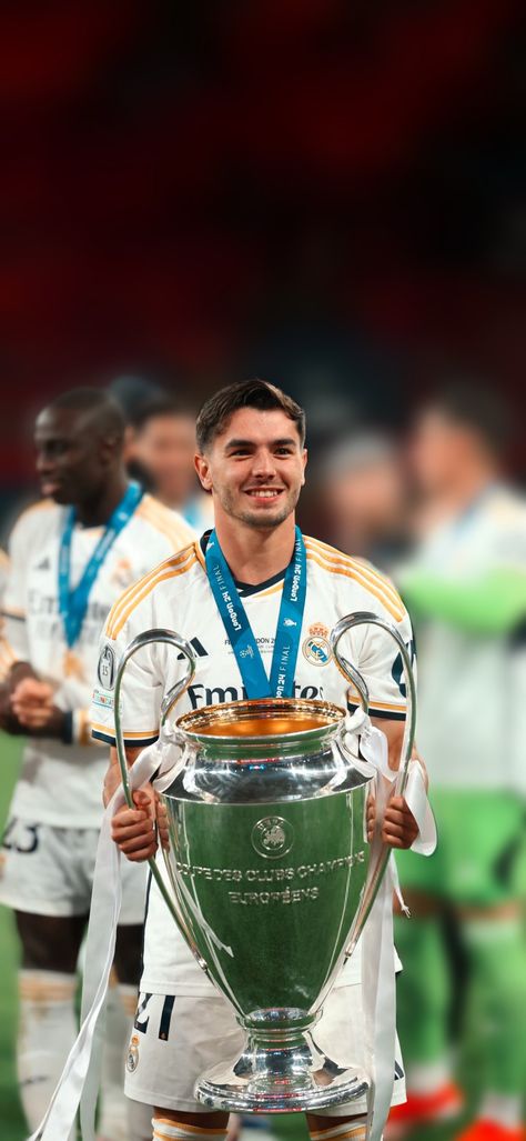 Brahim Diaz Real Madrid, Real Madrid Players Wallpaper, Brahim Diaz Wallpaper, Iphone Wallpaper Off White, Brahim Diaz, Wallpaper Off White, Madrid Football, Real Madrid Wallpapers, Madrid Wallpaper