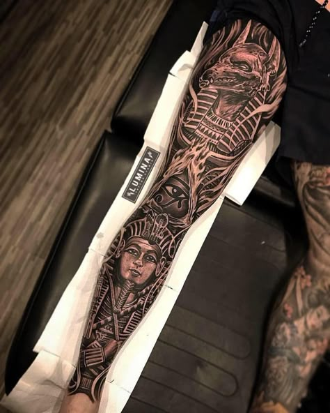 Egyptian Tattoos, Best Leg Tattoos, Egyptian Tattoo Sleeve, Anubis Tattoo, Full Leg Tattoos, Egypt Tattoo, Tattoo Inspiration Men, Tattoos Geometric, Egyptian Tattoo