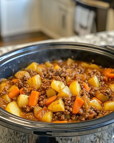 This is called Poor Man's Stew but I feel so rich eating it! Poor Man's Stew, Poor Man Soup, Poor Mans Stew, Mini Crockpot Recipes, Slow Cooker Kitchen, Poor Man, Healthy Slow Cooker, Slow Cooker Recipes Healthy, Easy Slow Cooker Recipes