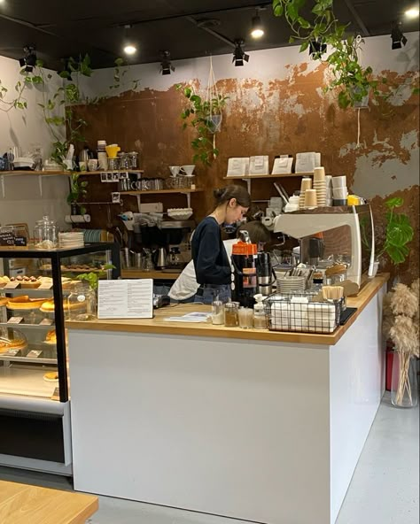 Coffe Stores Design, Asian Cafe, Opening A Cafe, Opening A Coffee Shop, Bakery Design Interior, Cute Coffee Shop, Dream Cafe, Bookstore Cafe, Coffee Shop Interior Design