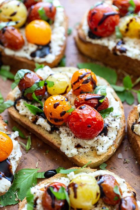 Bruschetta Breakfast Toast, Lemon Berry Ricotta Toast, Savory Ricotta Toast, Sandwich With Ricotta Cheese, Tomato Ricotta Toast, Ricotta Toast Recipes Breakfast, Ricotta Toast Ideas, Unique Toast Ideas, Authentic Italian Breakfast