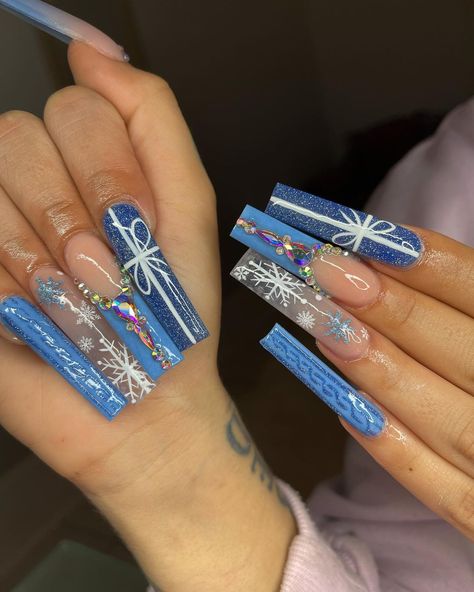 Flat Nails, Acrylic Nails Nude, Snowflake Snowman, Christmas Manicure, Nagel Tips, Nail Type, Long Acrylic Nails Coffin, Christmas Nails Acrylic, Nails Christmas