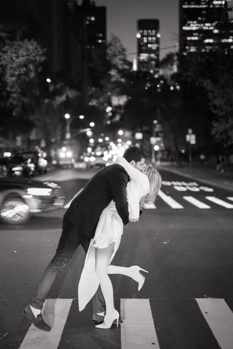 Couple At Night Photography, City Light Couple Photoshoot, City Lights Engagement Photos, City Skyline Engagement Pictures, Night Street Wedding Photography, Night Flash Engagement Photos, New York Crosswalk, Pre Wedding City Light, Downtown Night Couple Photoshoot