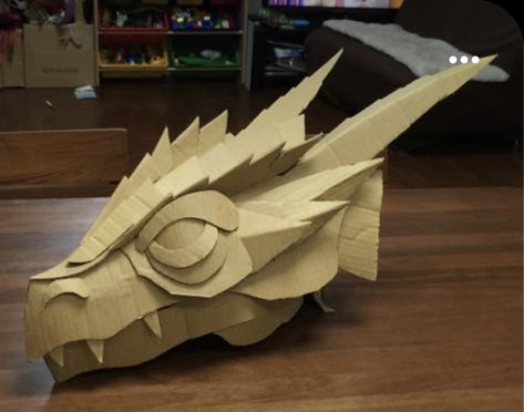 Dragon Paper Sculpture, Paper Mache Dragon Head, Paper Mache Dragon, Freehand Crochet, Cardboard Art Sculpture, Dragon Project, Cardboard Costume, Handmade Halloween Costumes, Cardboard Mask