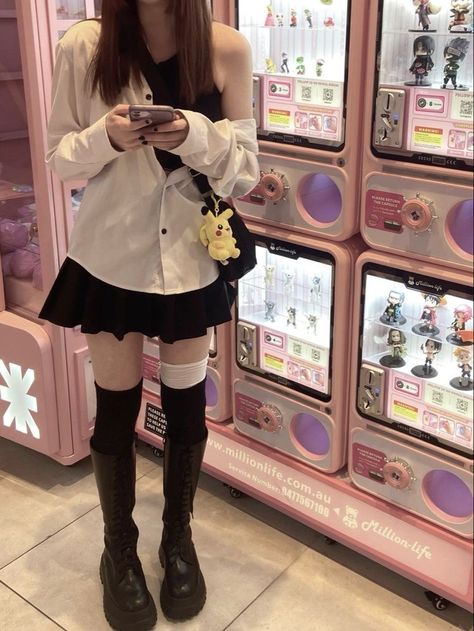 Emiru Twitch Outfits, Cutecore Summer Outfits, Cute Fem Outfits, Outfit Ideas March, Cute Kawaii Outfits, Cute And Aesthetic, Outfit Ideas Aesthetic, Aesthetic Couple, Aesthetic Outfit Ideas