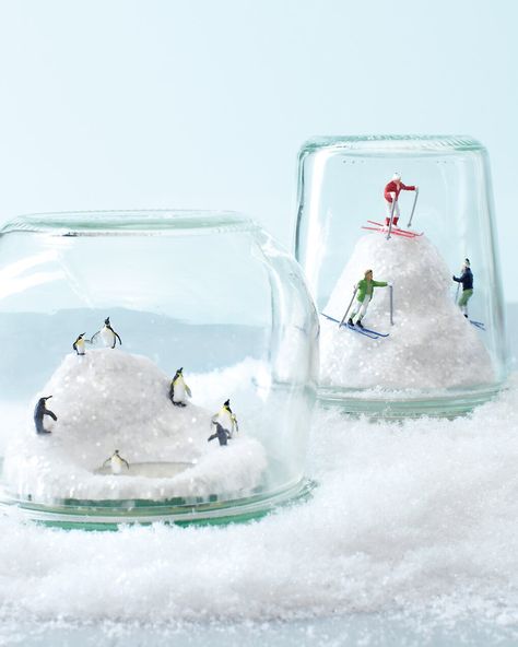 snow-diorama-d109268-1212 Snow Diorama, Crafts Adults, Martha Stewart Holiday, Globe Ideas, Ornaments Diy Kids, Jul Diy, Block Decor, Christmas Diorama, Diy Snow Globe