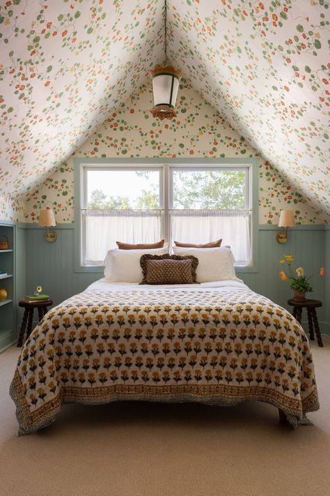 Attic bedroom ideas