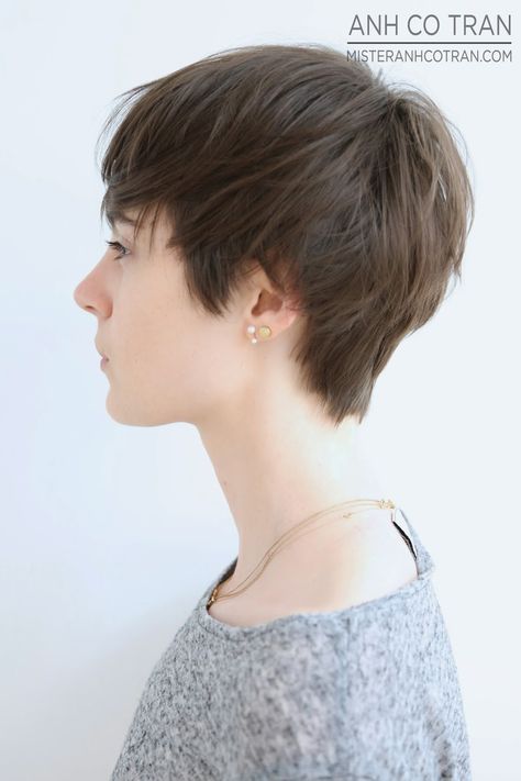 LA: FROM SHORT TO LONG. A HUGE TRANSFORMATION - Anh Co Tran ผมทรง Long Pixie, Blonde Bob Haircut, Anh Co Tran, Best Short Hairstyles, Girls Short Haircuts, Cute Short Haircuts, Try On Hairstyles, Trendy Short Haircuts, Bob Hairstyles For Fine Hair