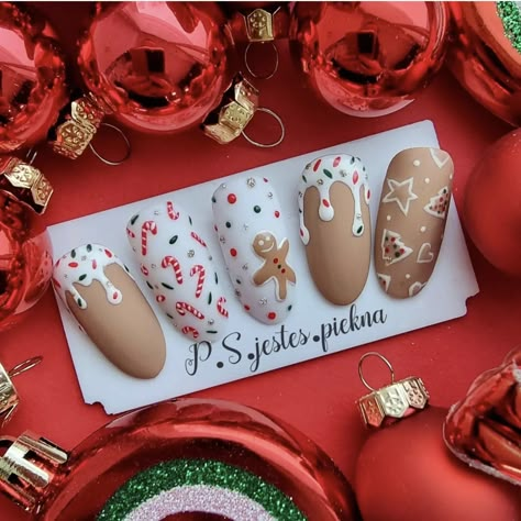 Baking Nail Art, Ginger Bread Nails Christmas, Sugar Cookie Nails, Candy Christmas Nails, Christmas Nail Art Designs 2023, Ginger Bread Nail Designs, Christmas Nail Designs 2023, Christmas Cookie Nails, Gingerbread Cookie Nails