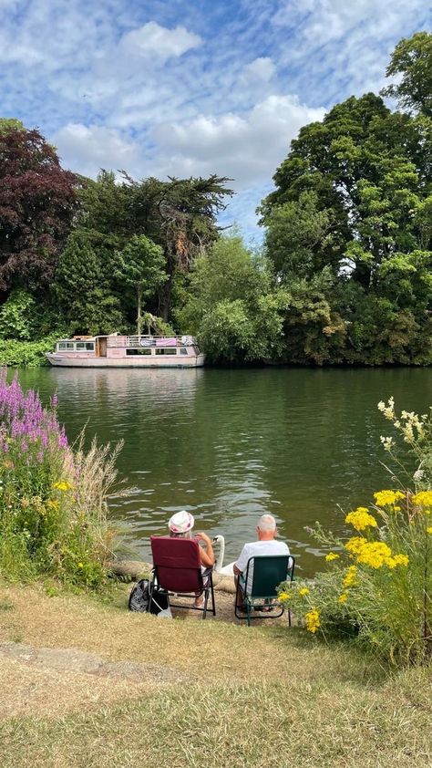 Retire Aesthetic, Retired Aesthetic, Grandparents House Aesthetic, Old People Aesthetic, Grandparents Aesthetic, Grandma Lifestyle, Lake Day Aesthetic, Boats Aesthetic, Lake Life Aesthetic