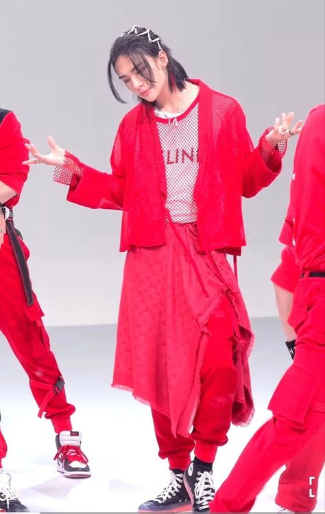 Hyunjin Thunderous Outfit, Hyunjin Mood, Stray Kids Outfits, Cat Icon, Hwang Hyunjin, Heart For Kids, Homeless Children, Felix Stray Kids, Red Outfit