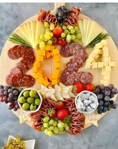 Charcuterie Appetizers, Decorative Food, Charcuterie And Cheese Board, Charcuterie Board, Cheese Board, Sign Up, Log In, To Start, Party Ideas