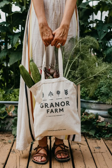 Farm Store & CSA | Granor Farm Creative Shopping Bag Design, Creative Shopping Bag, Farmers Market Theme, Eco Bag Design, Farmers Table, Farm Bakery, Farm Branding, Farmers Market Outfit, Instagram Grid Design